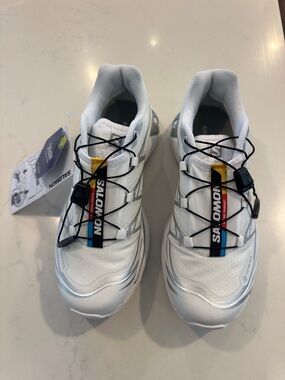 Salomon White XT-6 GTX women’s size 7.5